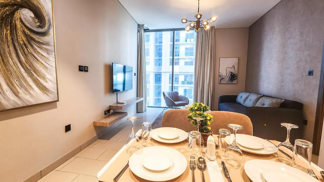 Stay By Latinem Luxury 2Br Holiday Home Cvr B1307 Near Burj Khalifa Dubai United Arab Emirates